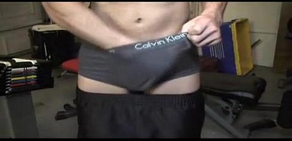  Michael Fitt cums in black underwear